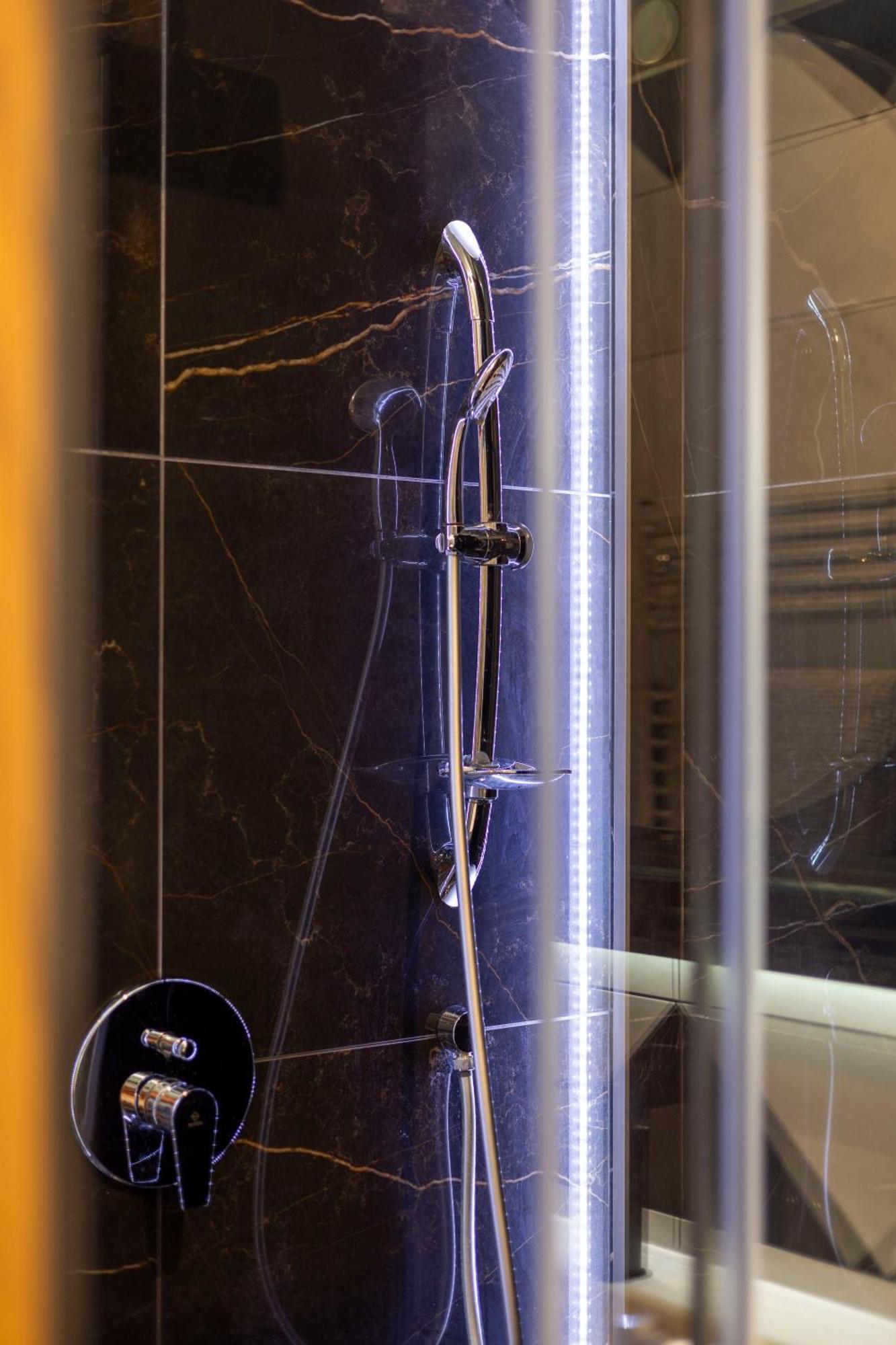 Luxury Royal Central Apartment By Prestige Homes Budapest Kültér fotó